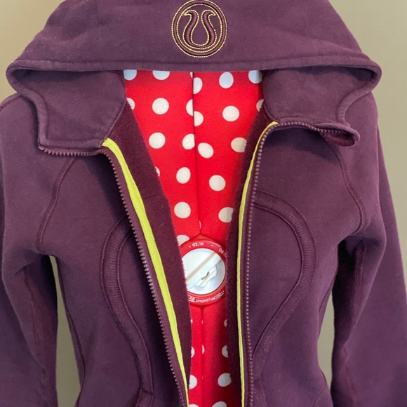 🤿 LULULEMON Scuba Hoodie size 6! 🤿 - Picture 4 of 6